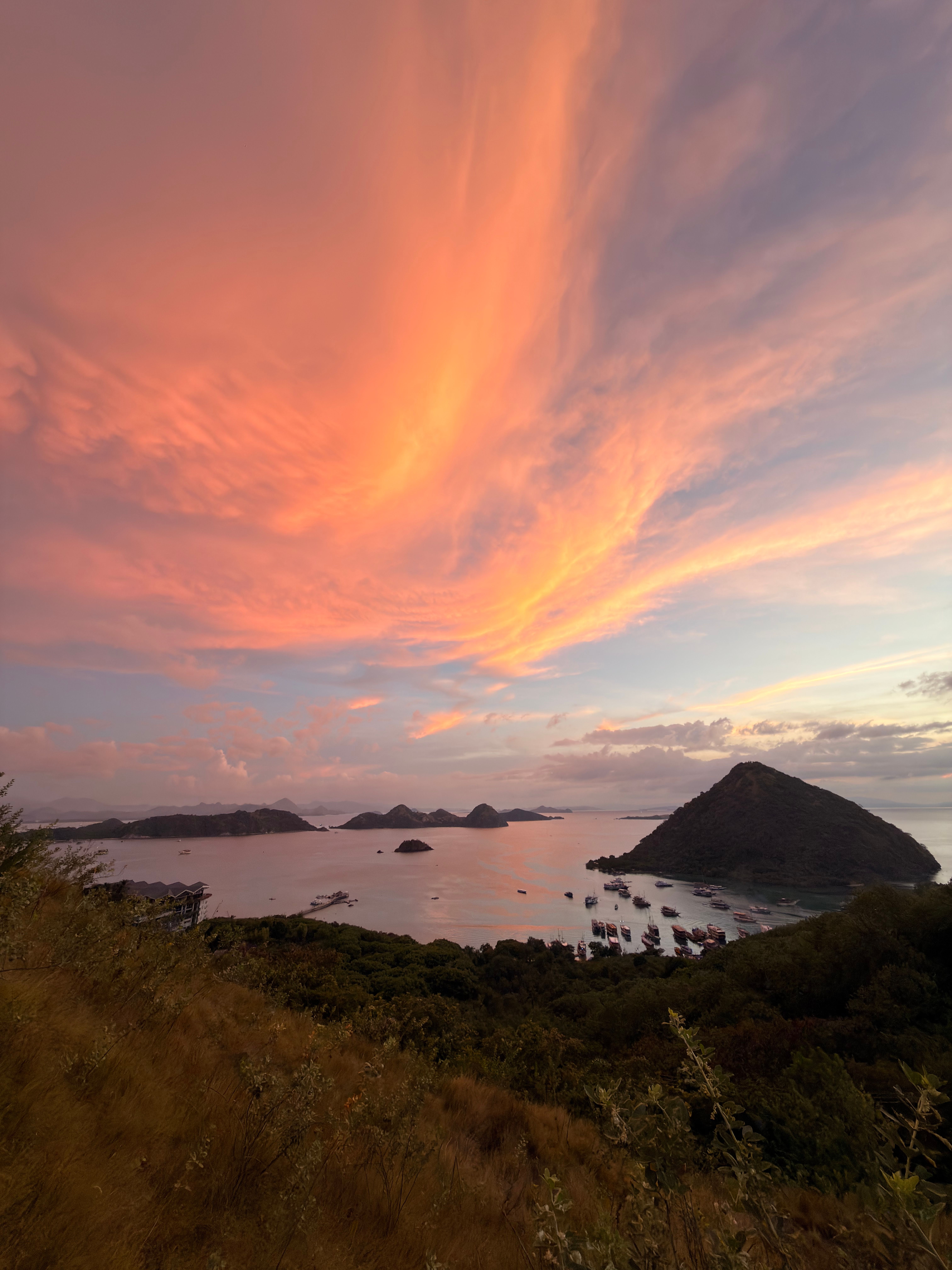 Sunset Labuan Bajo